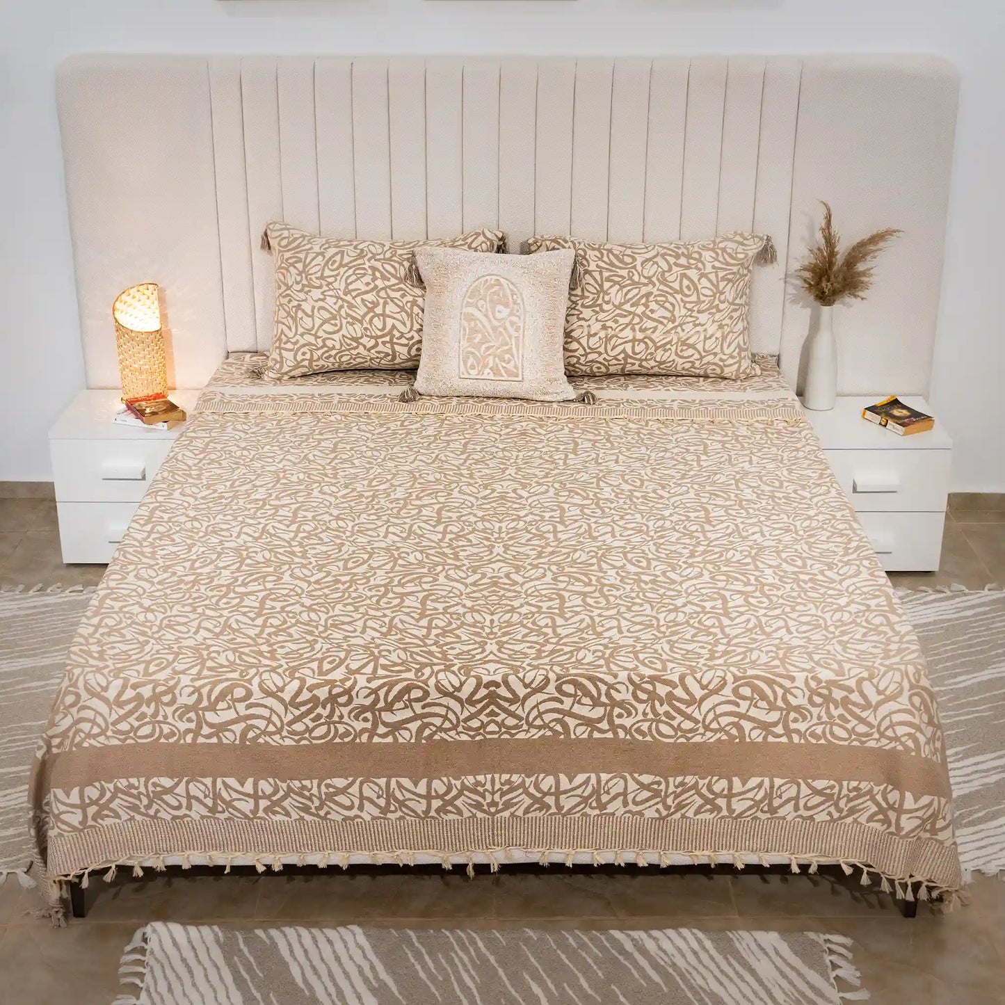 Parure de lit Design Calligraphie Avec 2 Housses de coussins