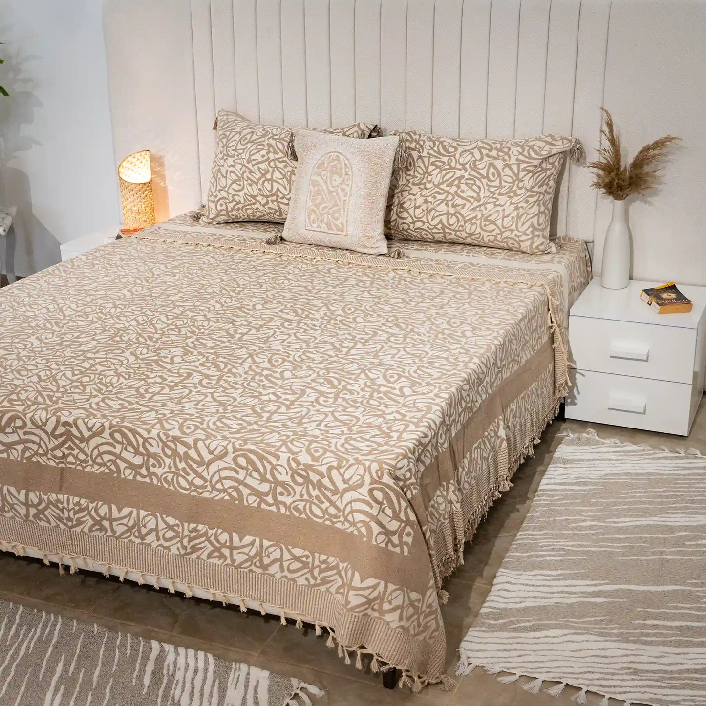 Parure de lit Design Calligraphie Avec 2 Housses de coussins