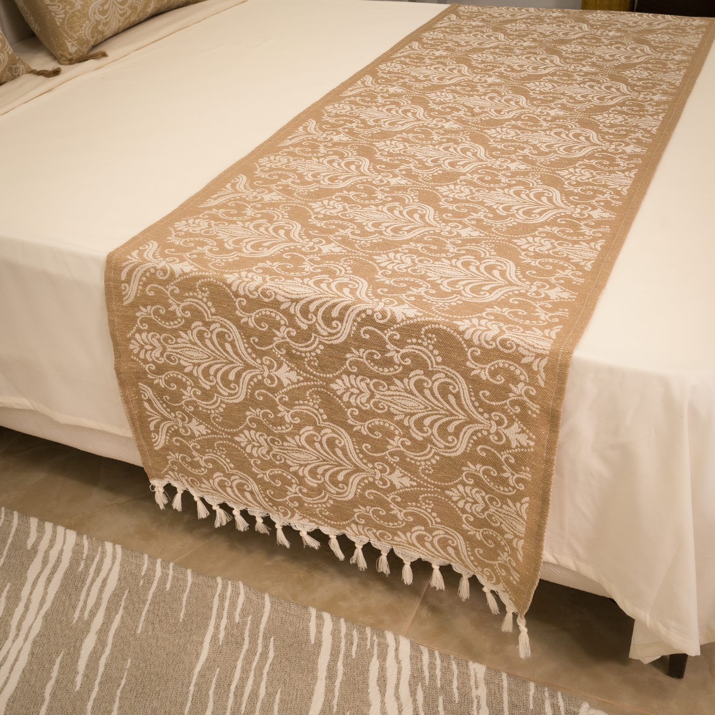 Chemin de lit Baroque + 2 Housses de coussin
