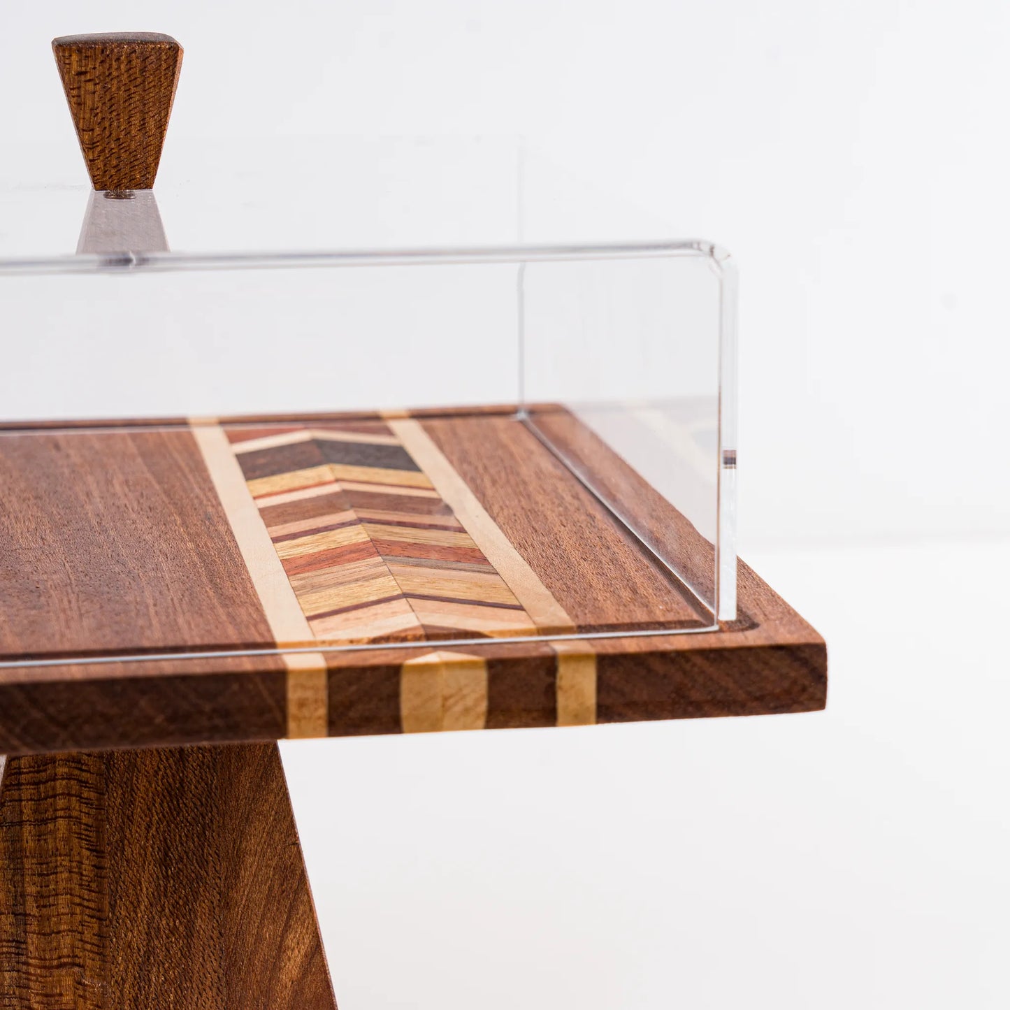 Présentoir en Bois & Plexiglas Olya