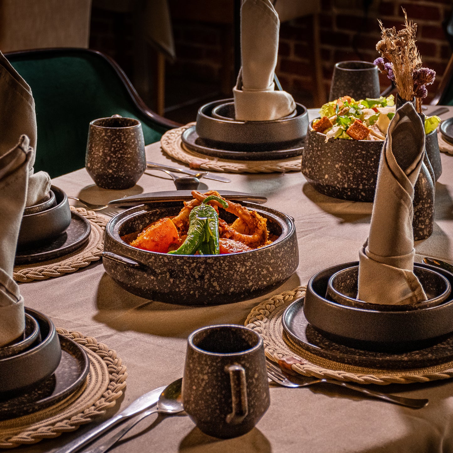 Service à Table en grès (14 pièces - 4 Personnes)