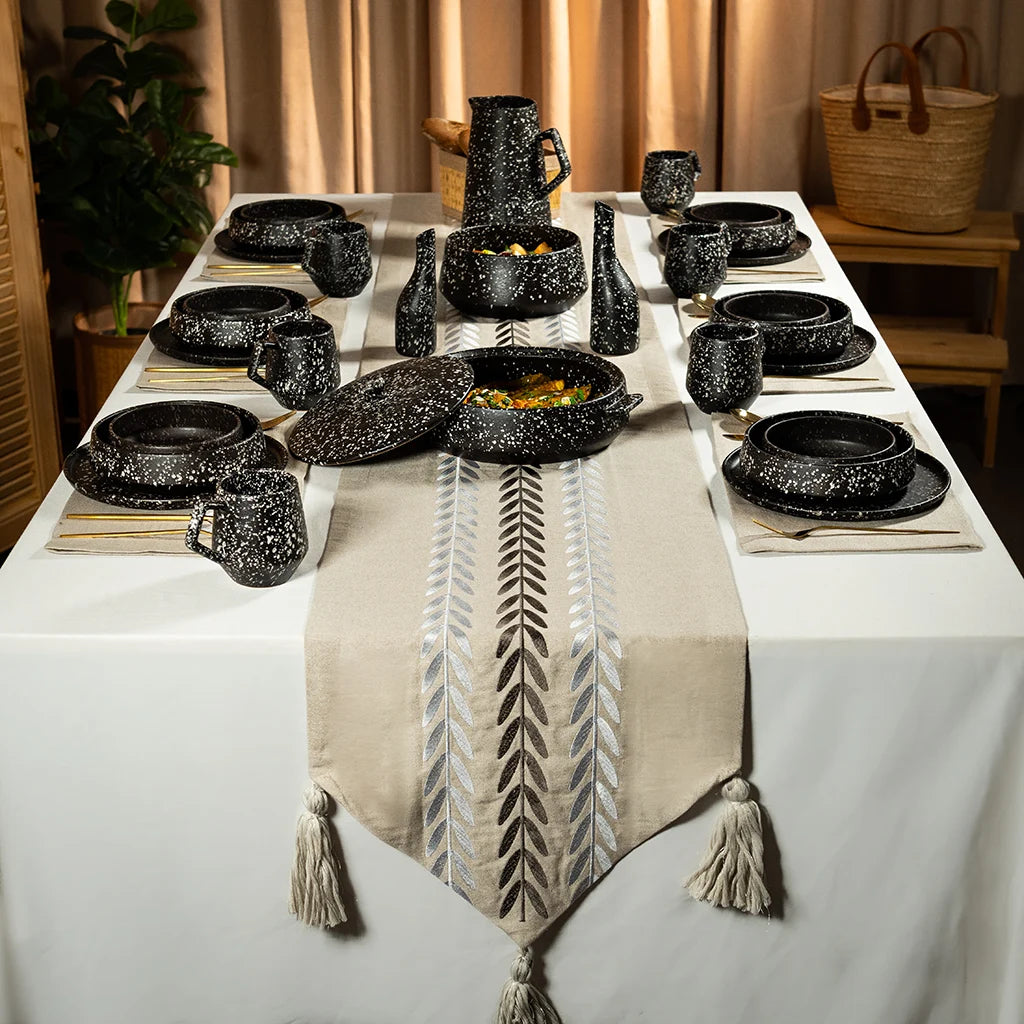 Chemin de Table en Lin Brodé - ARA