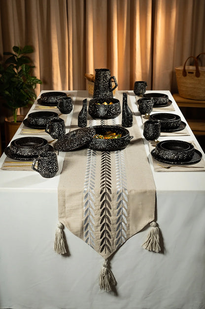 Chemin de Table en Lin Brodé - ARA