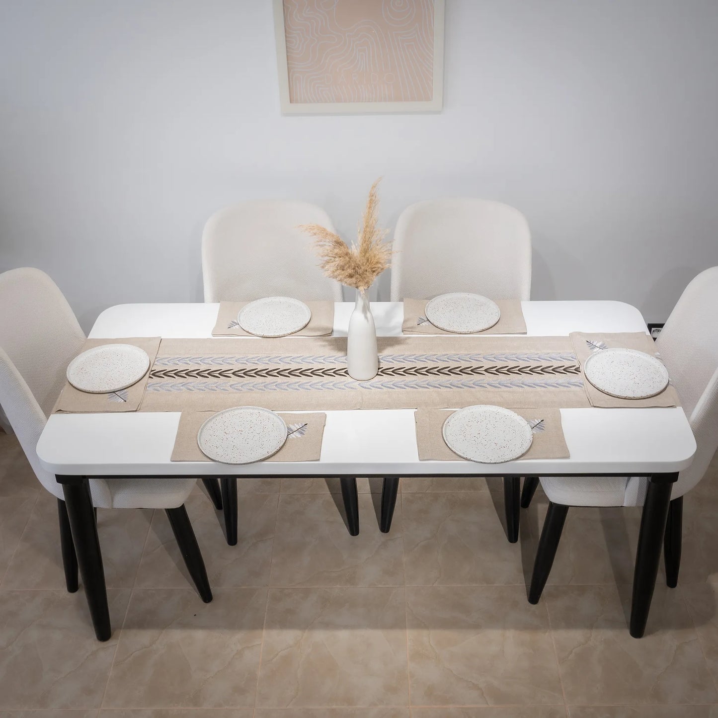 Chemin de Table en Lin Brodé - ARA