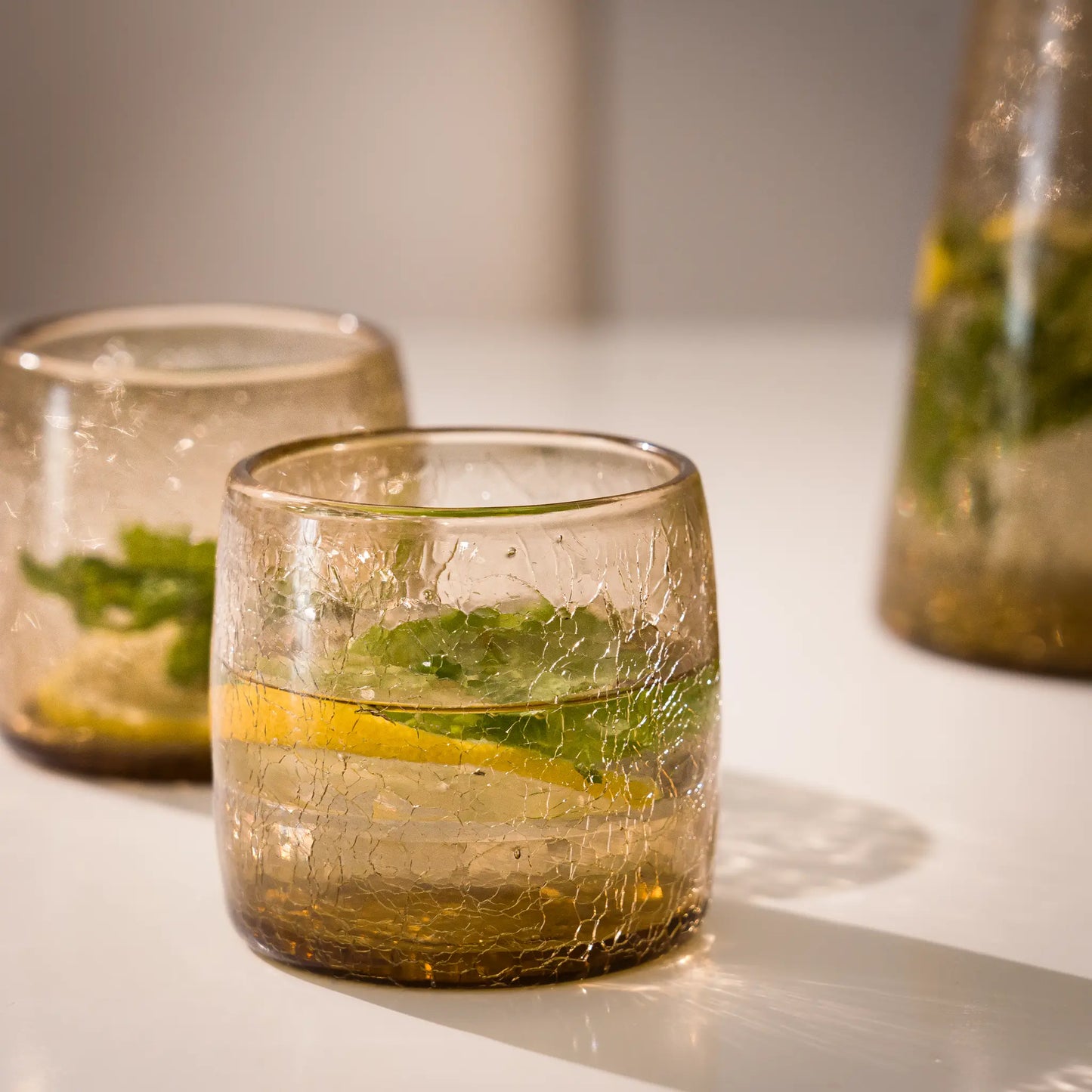 Service Eau de 6 personnes en verre soufflé – carafe & verres – Teinte miel