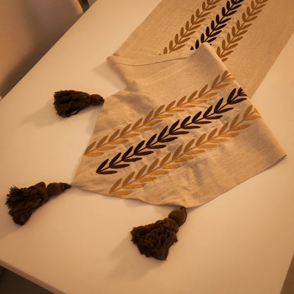 Chemin de Table en Lin Brodé - ARA