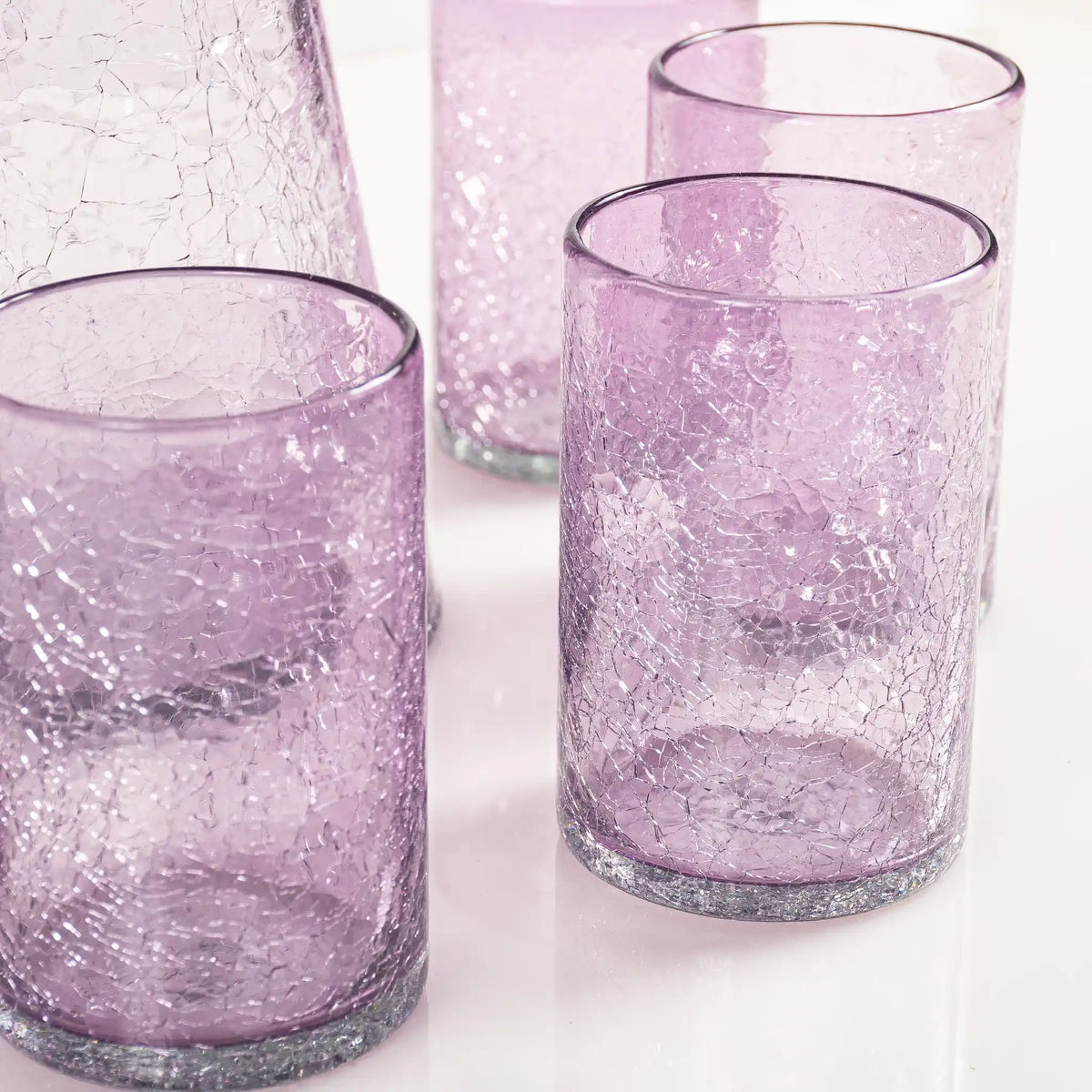 Service de table en verre soufflé mauve pour eau et boissons fraîches