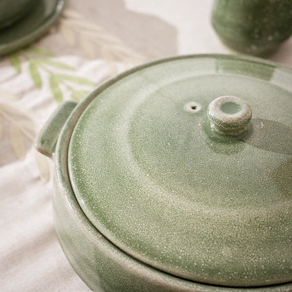 Service de vaisselle Émeraude pour une décoration de table élégante
